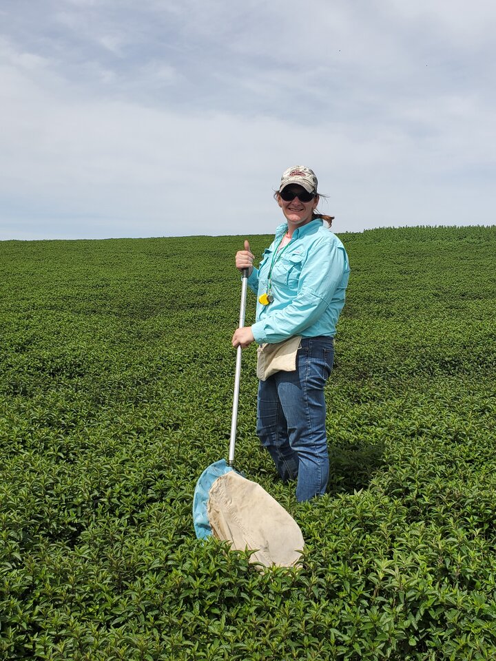 Lindsay Overmyer in field